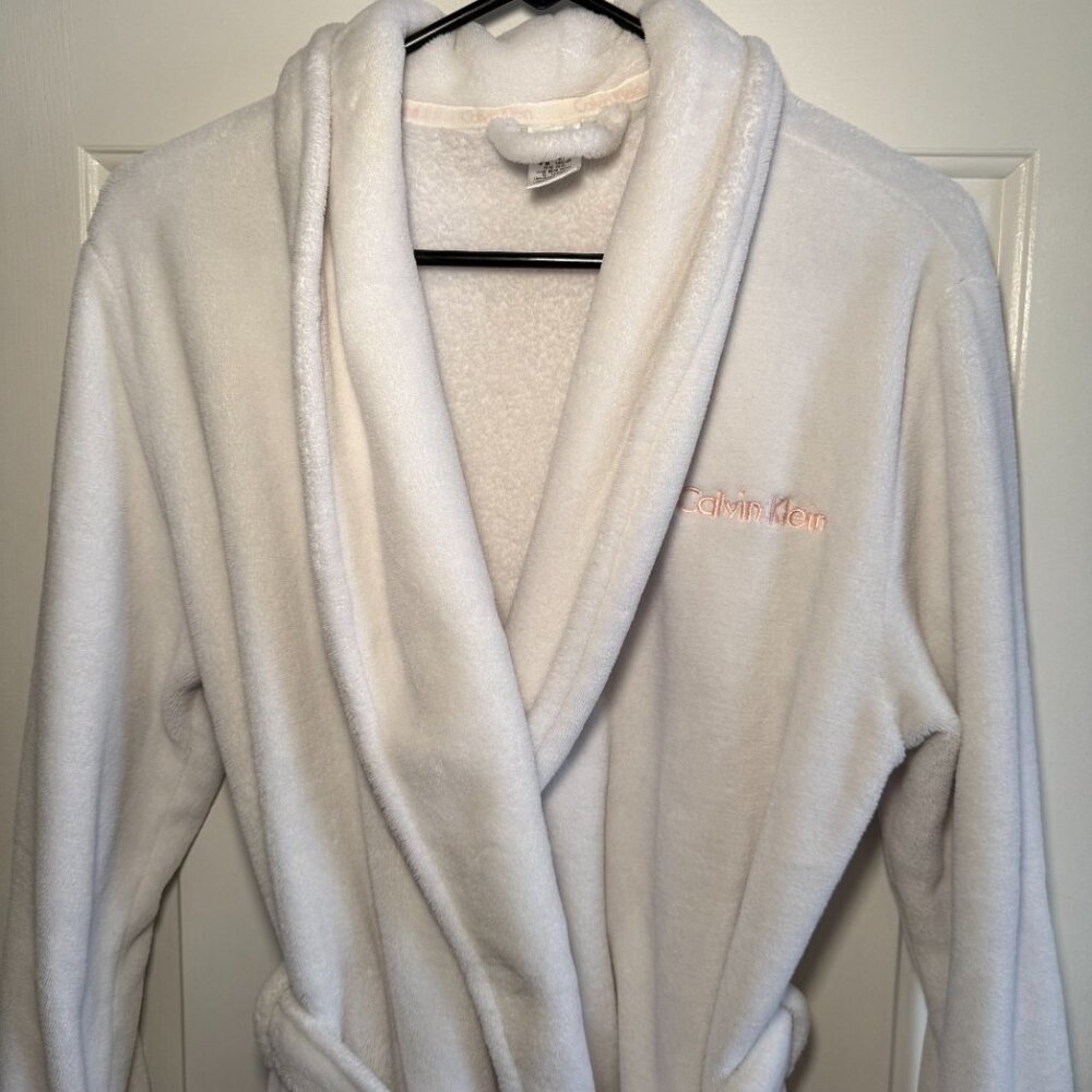 Calvin Klein Plush Bath Robe - Picture 4 of 5